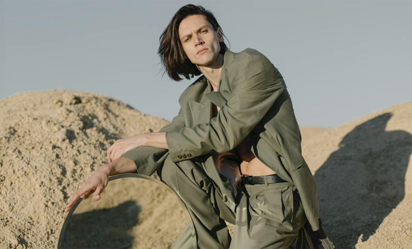 foto-hombre-chaqueta-verde
